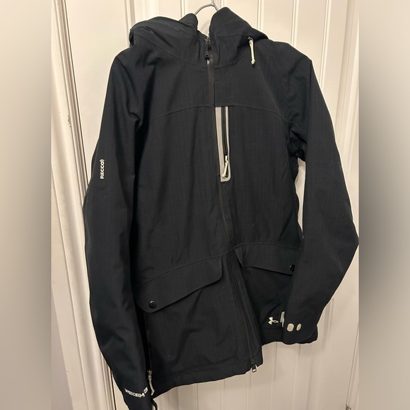 Under armour ski jacket - Picture 3 of 3